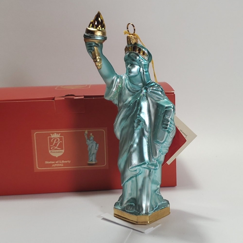 Polonaise "Statue of Liberty" Glass Ornament